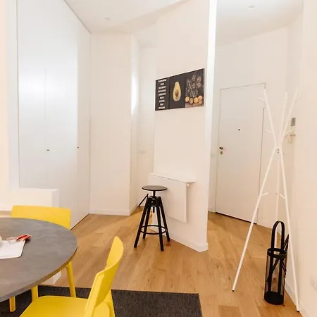 Am9 - Design - Corso Palestro * Брешия